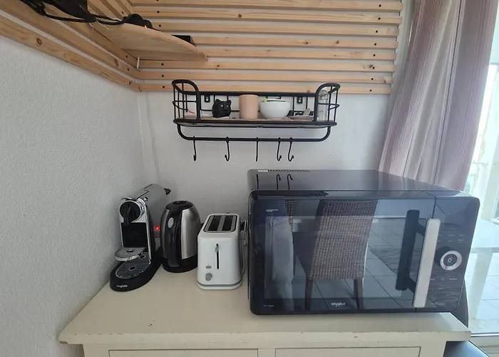 Superbe Appartement Avec Piscine Sauna Et Petite Vue Mer