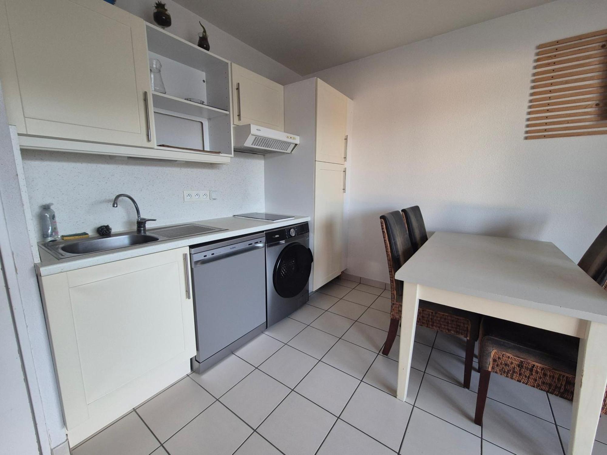 Superbe Avec Piscine Sauna Et Petite Vue Apartment *